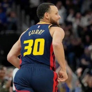 库里千数三分达成便夺冠 勇士已有支撑定律的资本